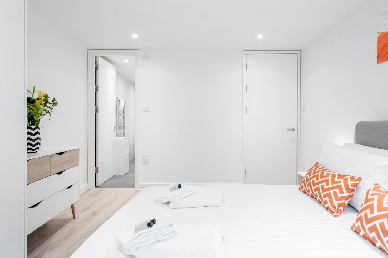 Stayo New Compton Street Londra Esterno foto